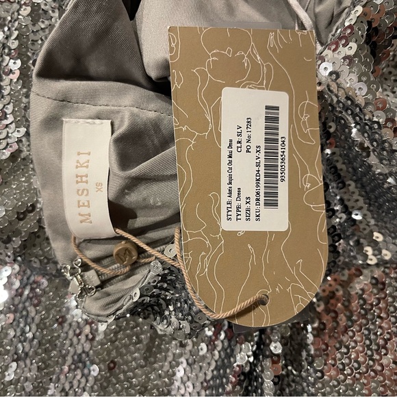 Adoria sequin cut out maxi dress - Picture 7 of 7